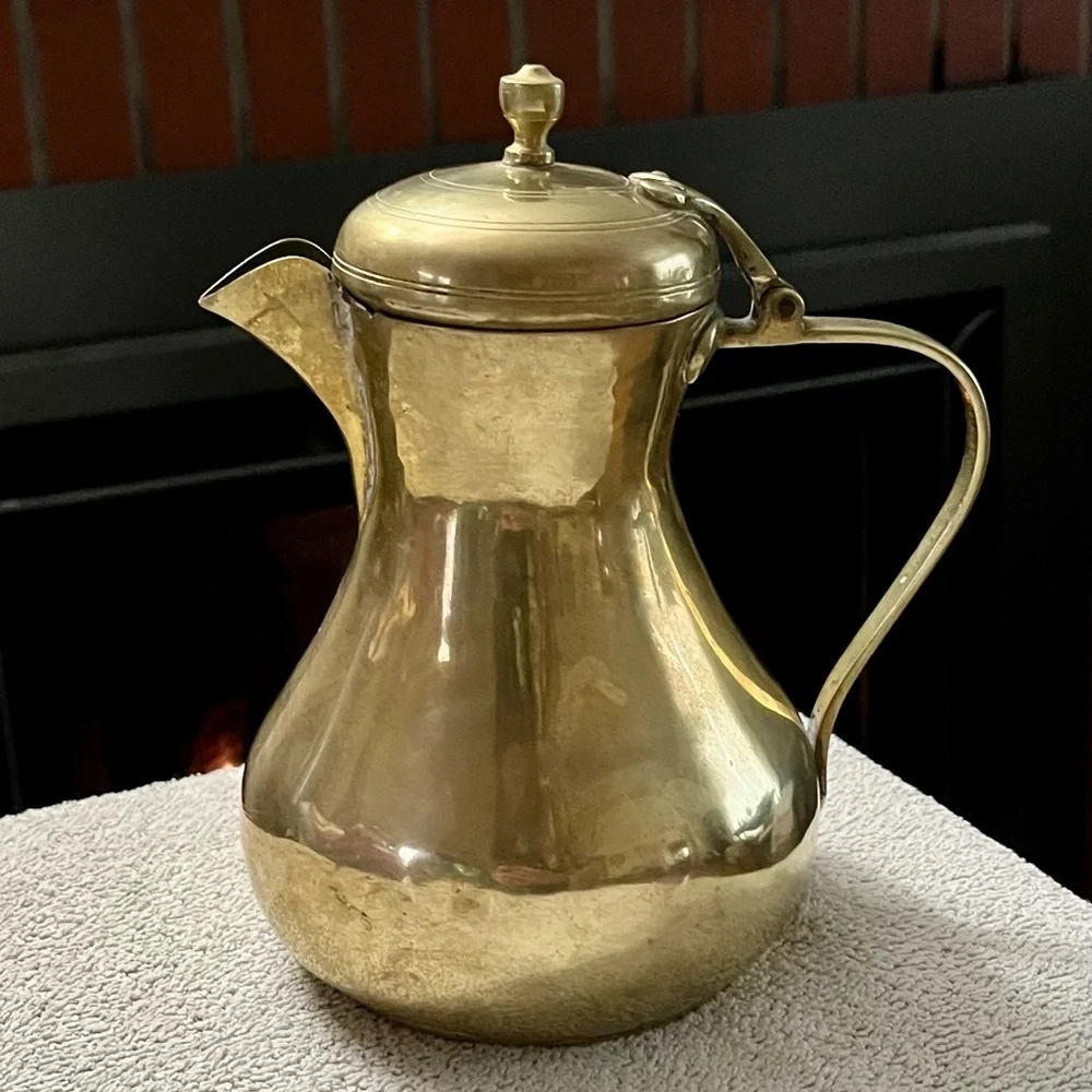 Vintage Solid Brass Lidded ‎ Coffee Carafe Jug  9”